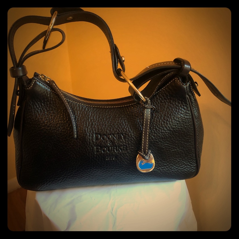 Dooney & Bourke pebbles leather small shoulder bag